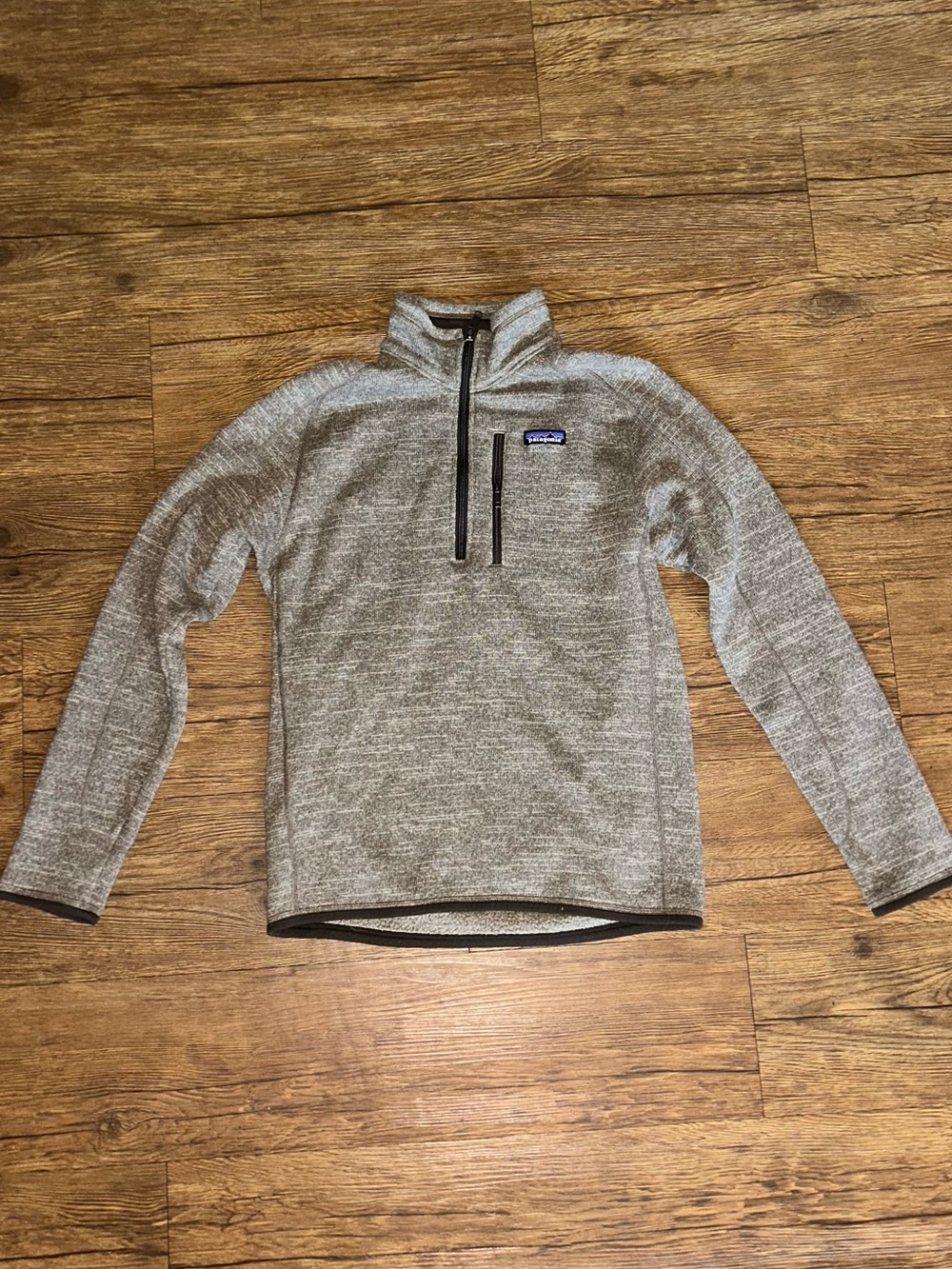 Patagonia Men’s Grayish Brown Quarter-Zip Fleece Pullover